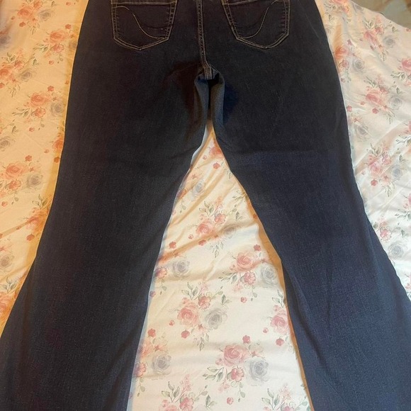 Lane Bryant Women's Jeans Size 16R Dark Wash Bootcut Stretch Denim Mid Rise - Picture 3 of 3